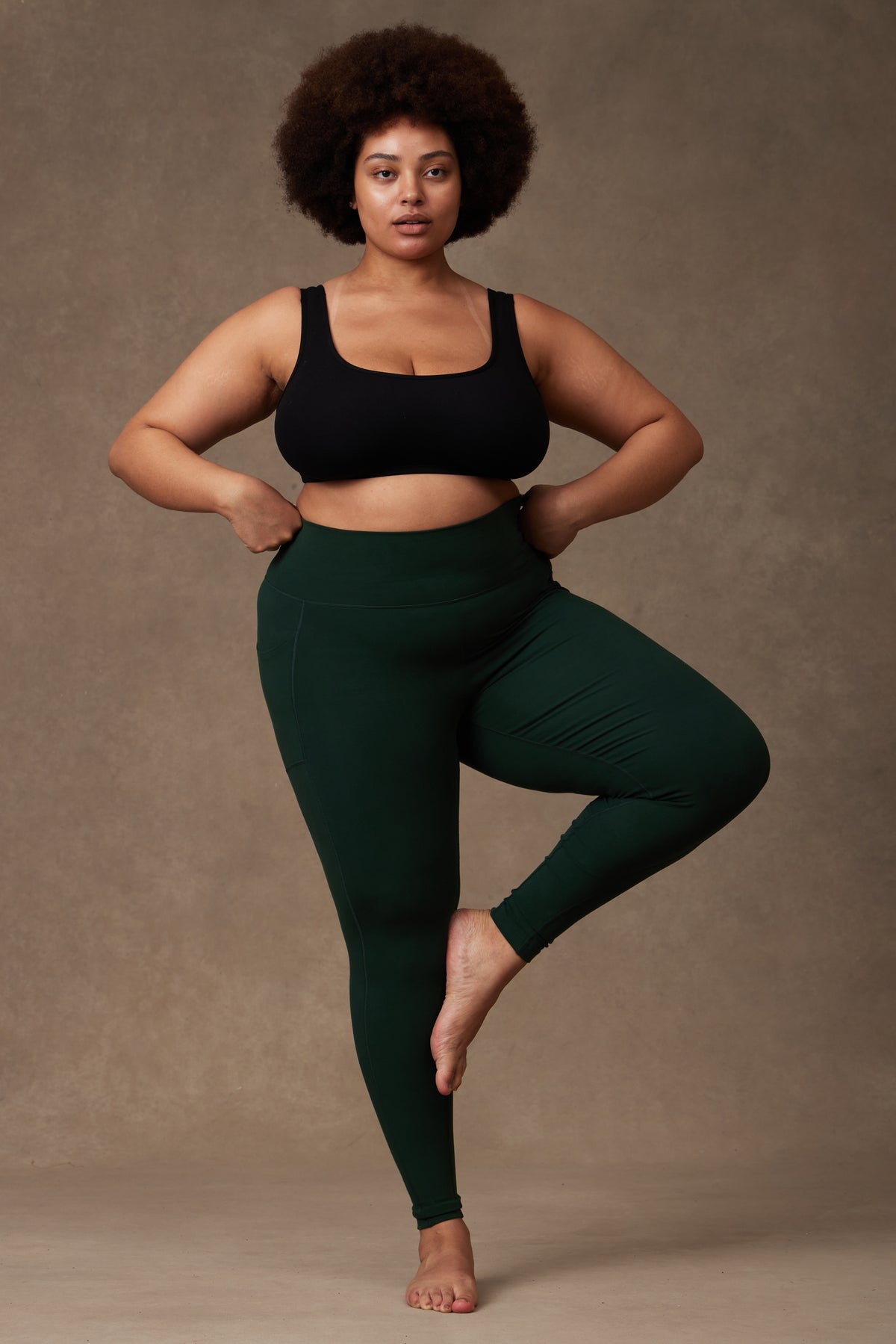 Nova Leggings in Ivy with Rowan Bralette, on model
